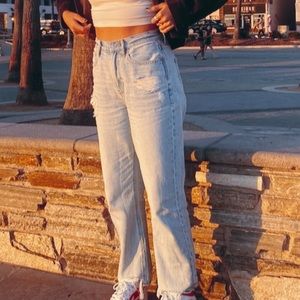 Light washed denim American Eagle jeans